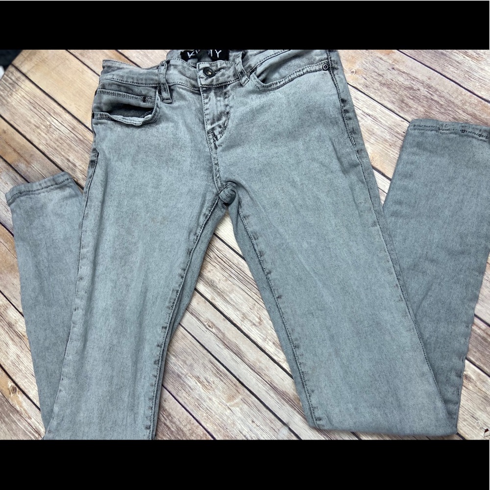 Kill City Gray Denim Jeans B5